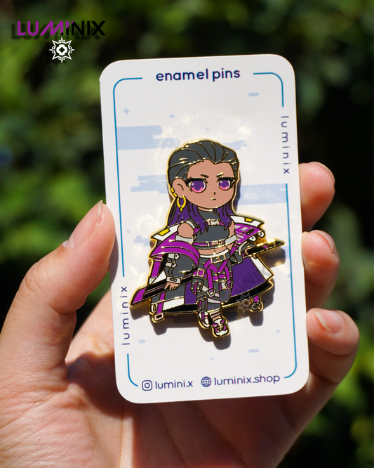 Chibi Reyna Pin